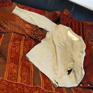 Old School Uniqlo Grey Sweatshirt Men's sz Small -worn-